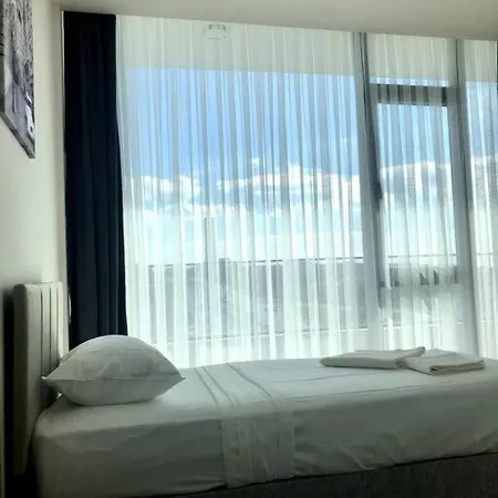 Secured Lux 2 + 1 - Gym, Sauna & Parking Apartment Istanbul