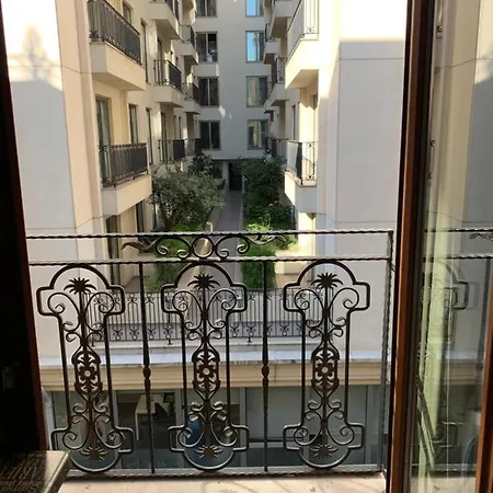 Dolce شقة فندقية *