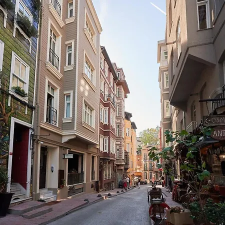 Faik Pasha Special Category Beyoglu Hotel