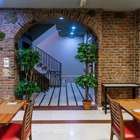 Hotell Aprilis - Special Category 4*