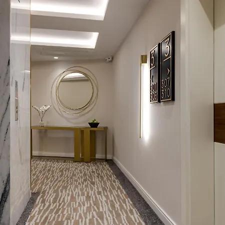 Hotel Gleam Collection 5*