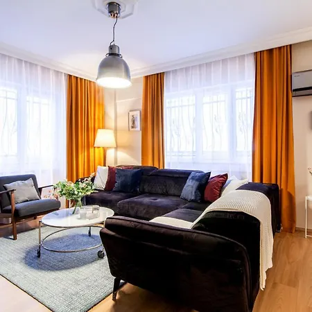 Apartment Central And Convenient Flat In Sisli