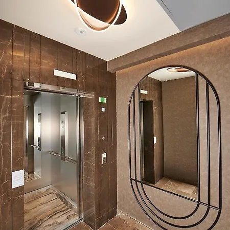 Livinton Atasehir Hotel *