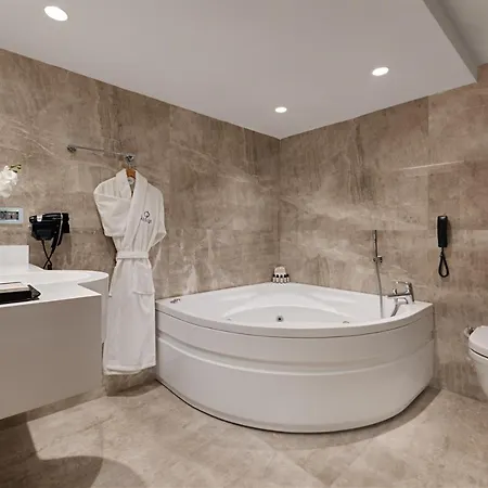 Gleam Collection Hotel 5*