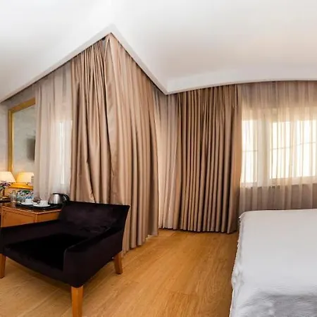 Hotell Aprilis - Special Category