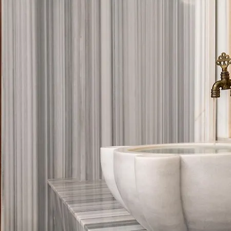Hotel Gleam Collection