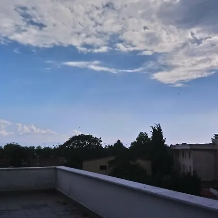 Apartment Horizons *