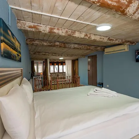Taksim Antique Aparthotel *