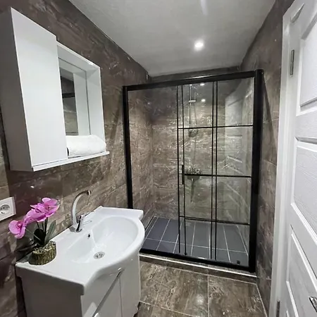 Smf Suites 1+1 4 Apartment Istanbul