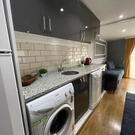 Smf Suites 1+1 4 Apartment *