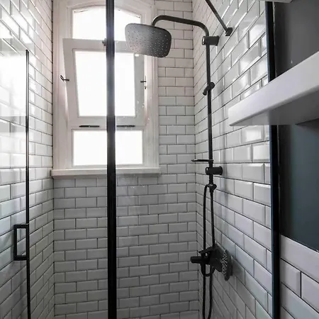 3 Bedroom Historic Near To Galata Tower Apartment