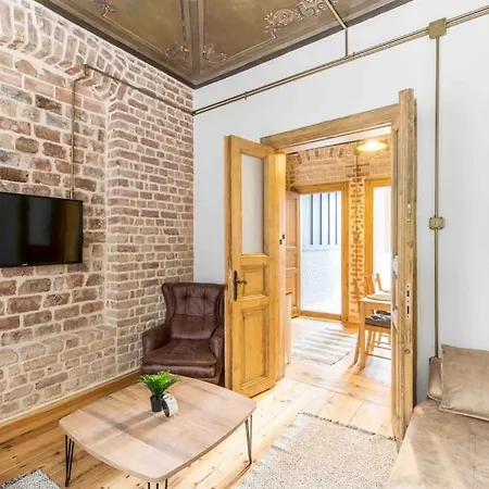 3 Bedroom Historic Near To Galata Tower Apartment Istanbul