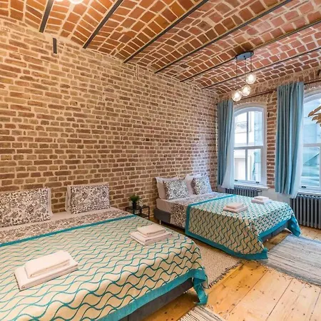 3 Bedroom Historic Near To Galata Tower Istanbul