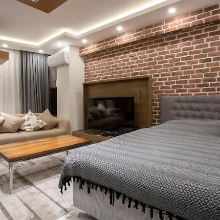 Right Next To The Cevahirshopping Center Apartment Istanbul