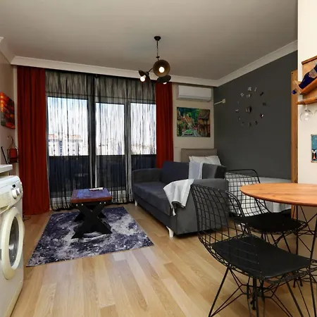 Studio Flat With S Istanbul