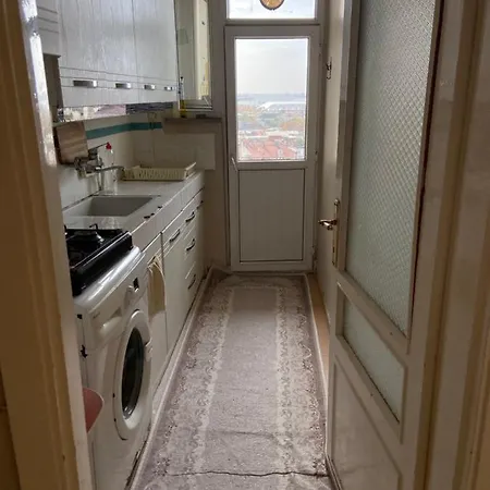 Deniz Manzarali Genis Konforlu Daire Appartement *