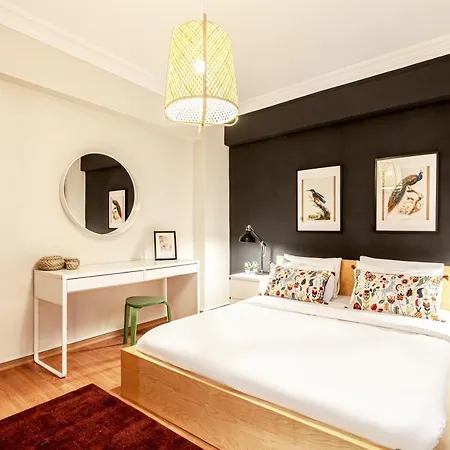 Central And Convenient Flat In Sisli