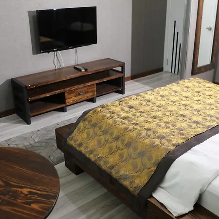 Hotel Zengin 2*