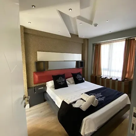 The Sisli Corner Park Hotel