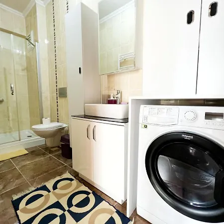 Bahcesehir 2+1 Lux New Airport And Akbati Mall Apartment