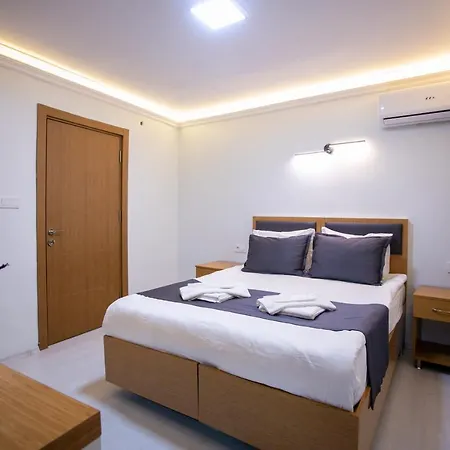 Blau Gruen Aparthotel *