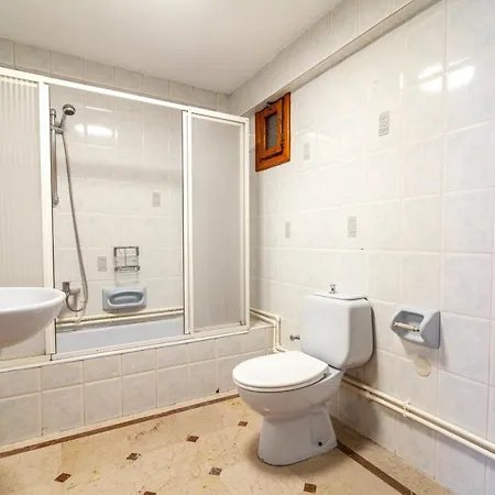 Gorgeous Flat With Lovely Balcony In Nisantasi *