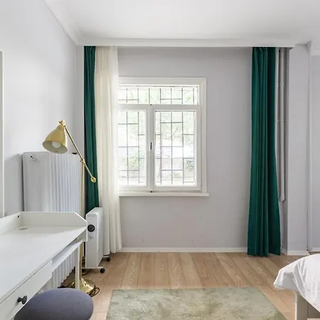 Outstanding Flat With Stylish Interior And Excellent Location Close To Shopping Malls In Sisli