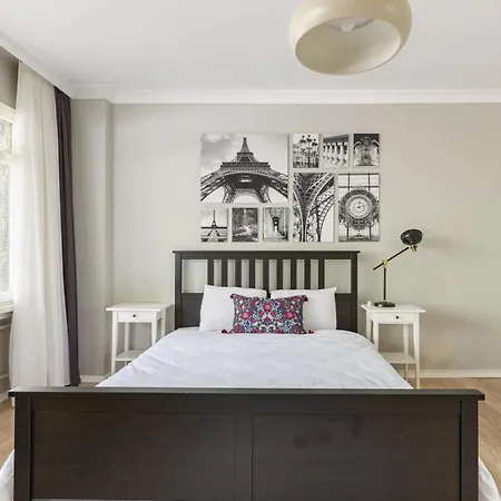 Outstanding Flat With Stylish Interior And Excellent Location Close To Shopping Malls In Sisli Apartment