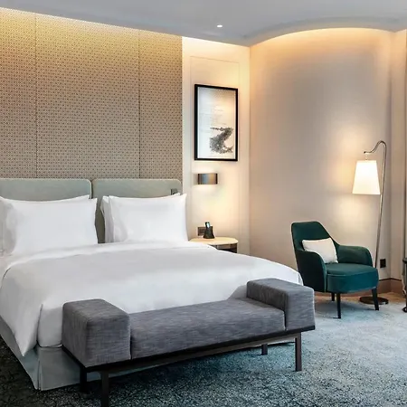 Address Hotel 5*