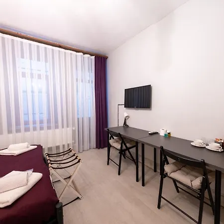 Frame & Suites Отель
