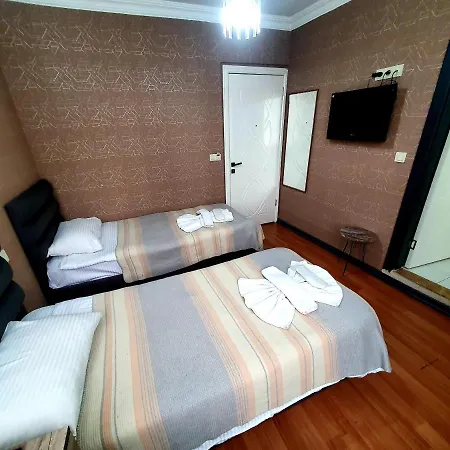 Omega Luxx Hotel 3*