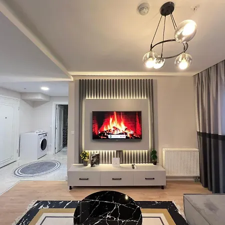 Alyateras Apartment