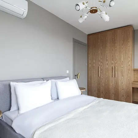 Flat With Panoramic Bosphorus View In Cihangir Apartment