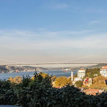 Delightful Flat With Bosphorus View In Kuzguncuk Apartment Istanbul