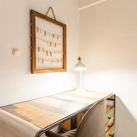 Apartment Delightful Flat With Bosphorus View In Kuzguncuk