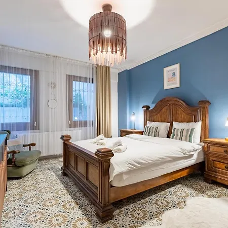 Apartment Delightful Flat With Bosphorus View In Kuzguncuk Istanbul