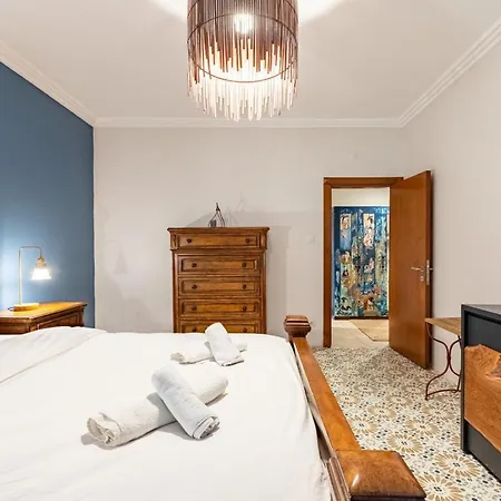 Delightful Flat With Bosphorus View In Kuzguncuk Apartment Istanbul