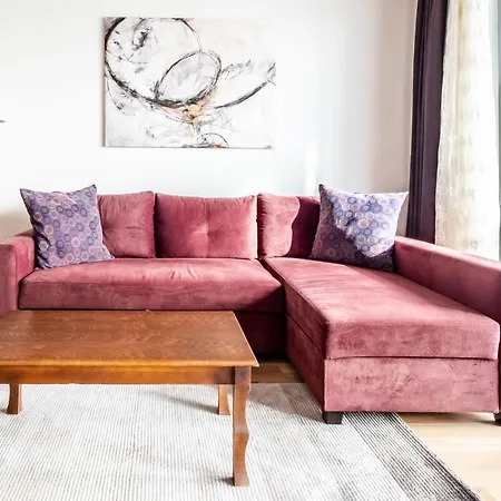 Deluxe Flat In Maslak Apartment