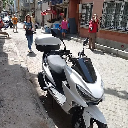 Konukevi Sevil *