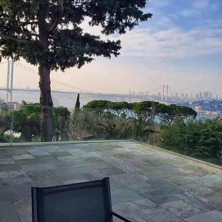 Amazing Bosphorus Near Beylerbeyi Palace Villa