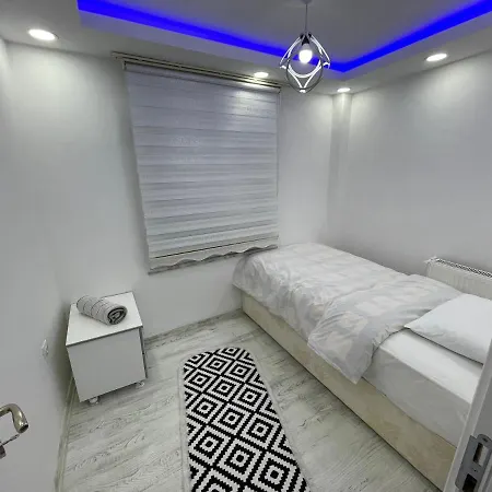 Apartment Tarihi Mekanda Sirin *