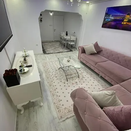 Tarihi Mekanda Sirin Istanbul