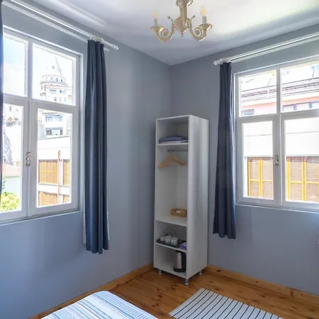 9 Galata Apartment