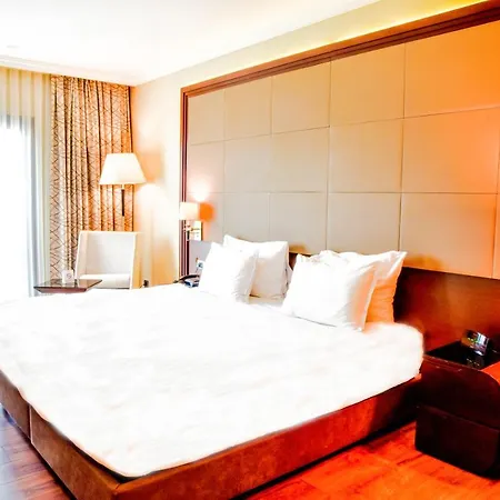 Hotel Ramada By Wyndham Merter