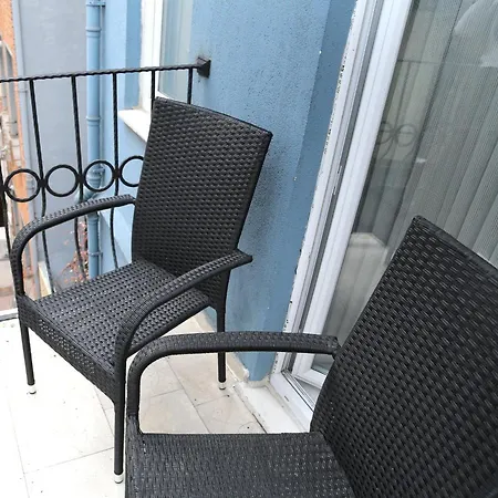 Ditto Flats Apartment *