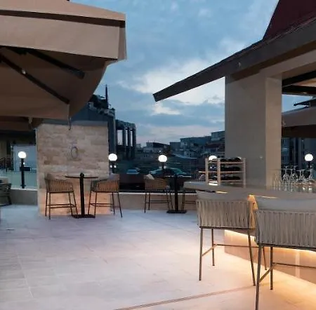Aprilis Deluxe Hotel 4*