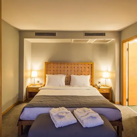 Taxim Residences 4*