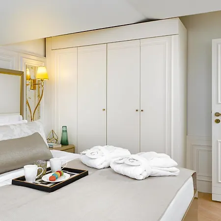 Ulus G Residences *