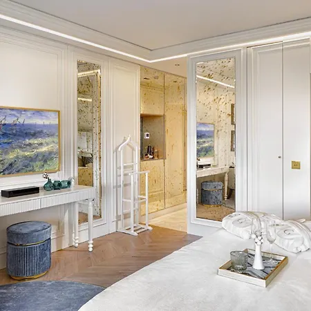 Ulus G Residences *
