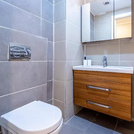 Flat With Sleek Interior In Sisli * Istanbul